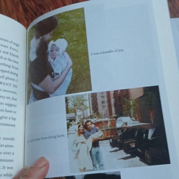 Amy Schumer book - Picture 5 of 6